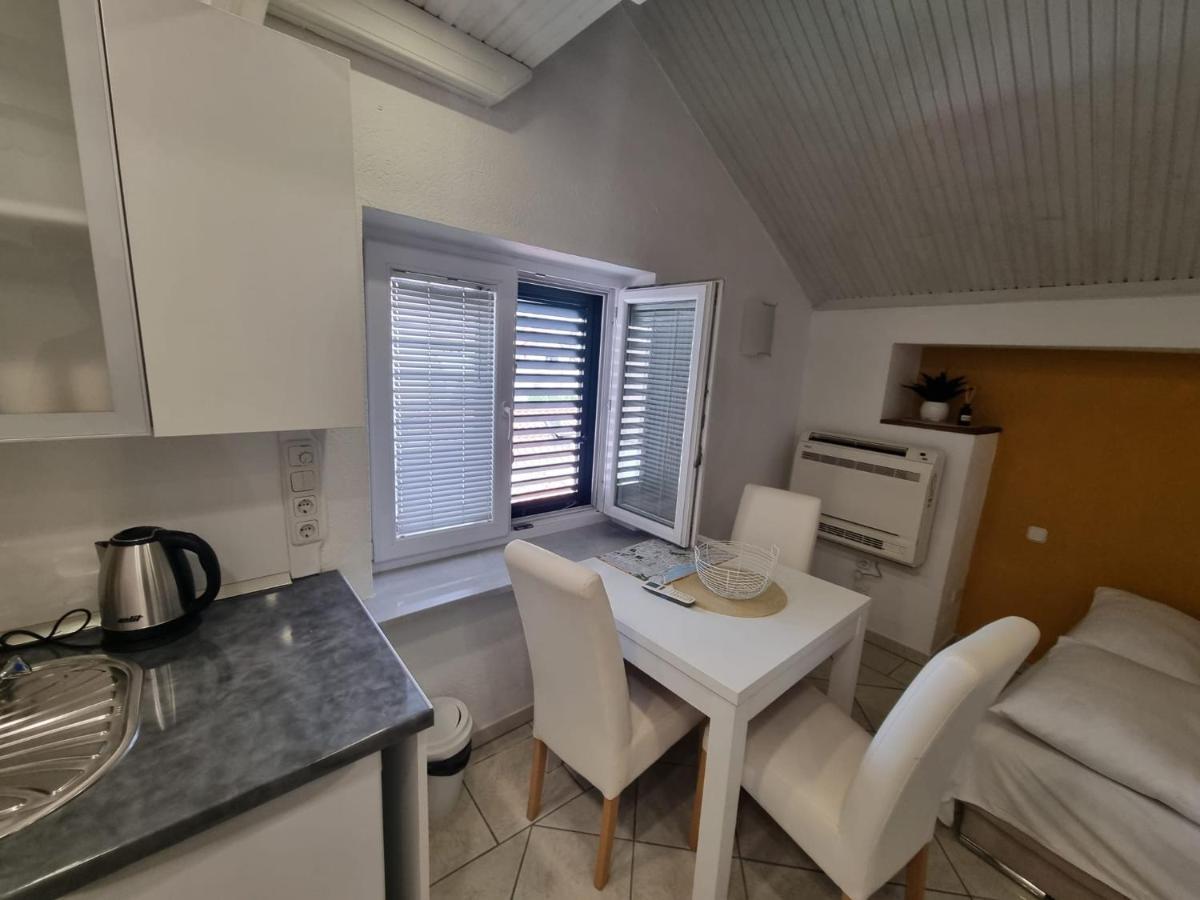 ספליט Guesthouse Lion מראה חיצוני תמונה